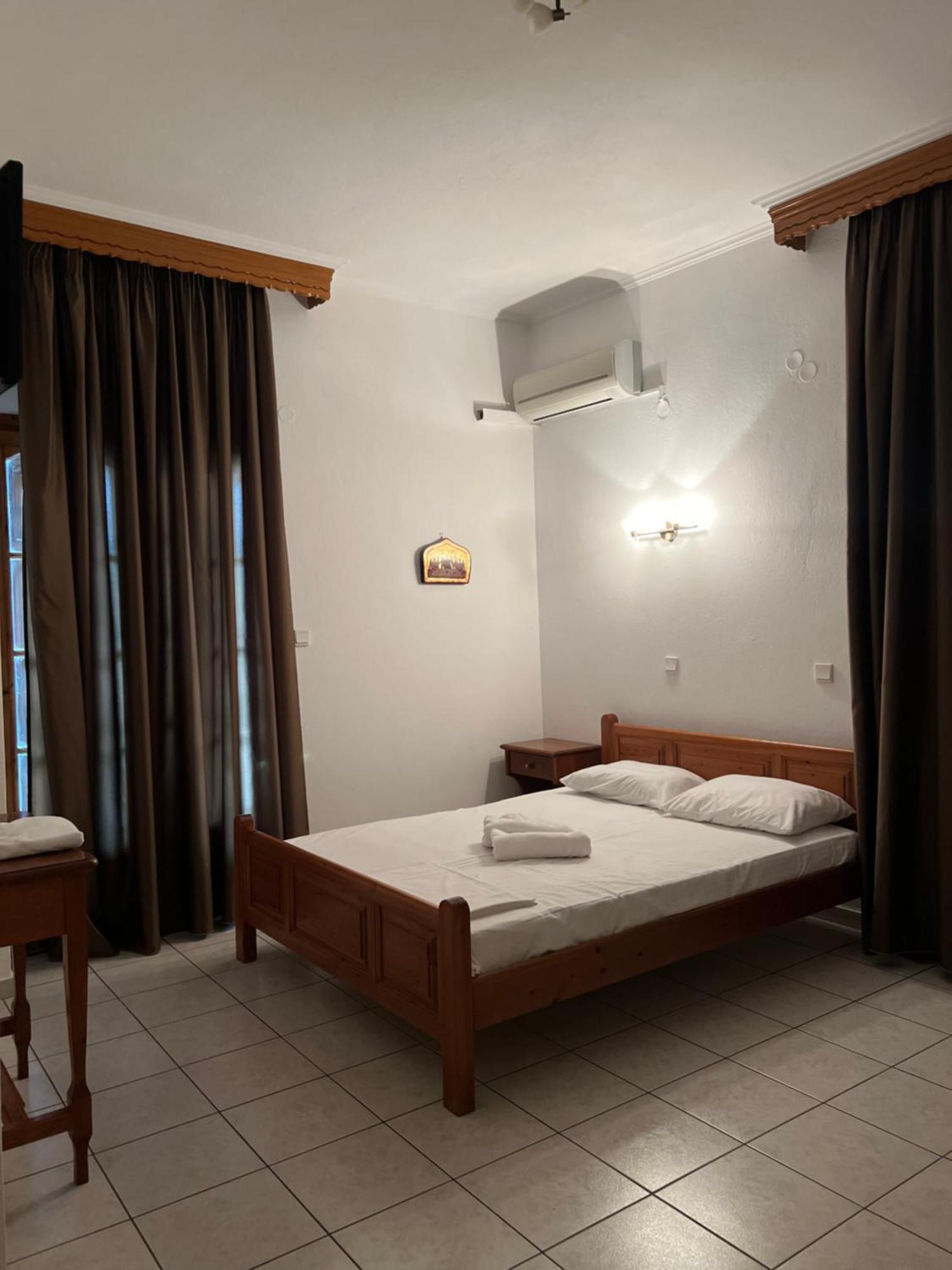 Boufidis Rooms Kalambaka Exterior photo